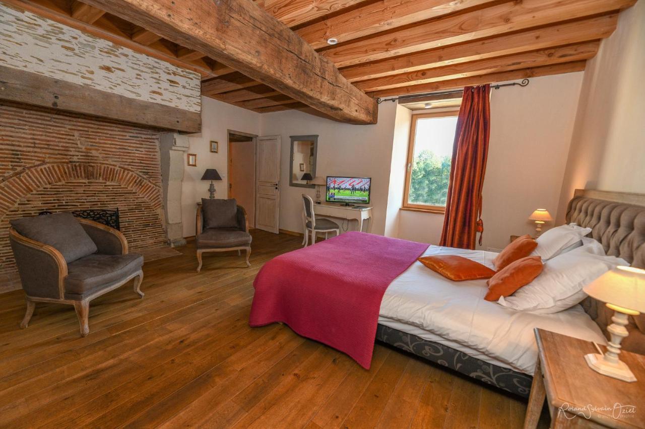 Le Manoir Du Pas Jahan Couëron Exteriör bild