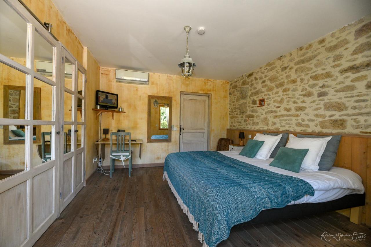Le Manoir Du Pas Jahan Couëron Exteriör bild